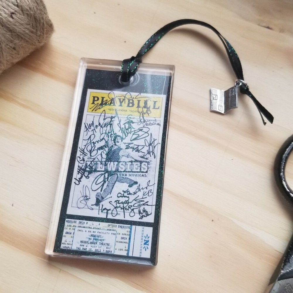 Newsies Christmas Ornament